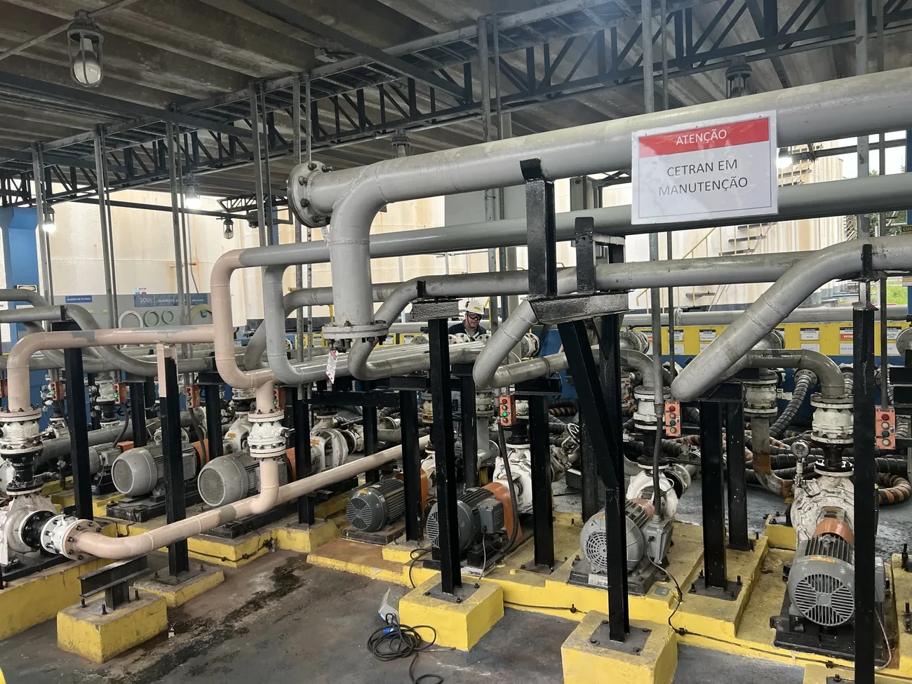 Fabricação e montagem de tubulações industriais